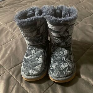 Girls blue Bailey bow II UGG boots